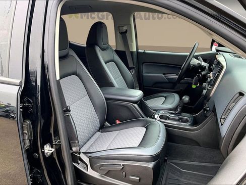 Used 2020 Chevrolet Colorado Z71 image 27