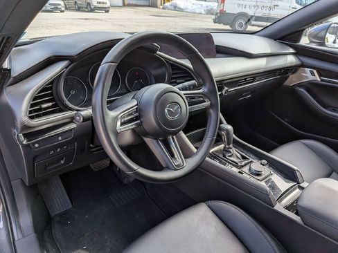 Used 2019 MAZDA MAZDA3 AWD Hatchback w/ Preferred Pkg image 14