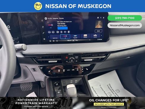 New 2026 Nissan Kicks SR w/ SR Premium Package image 18