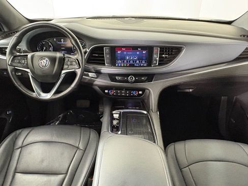 Used 2024 Buick Enclave Premium image 42