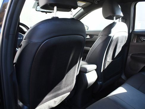 Used 2022 Kia Forte GT-Line image 21