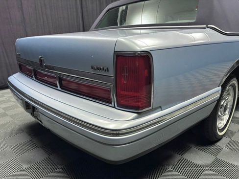 Used 1997 Lincoln Town Car Executive image 14