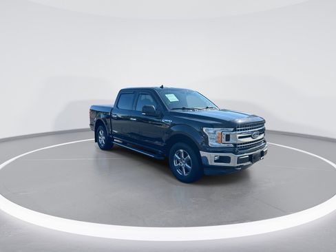 Used 2019 Ford F150 XLT w/ Equipment Group 302A Luxury AWD/4WD image 2