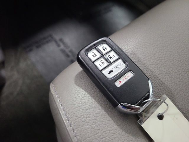Used 2017 Honda Odyssey EX-L image 35