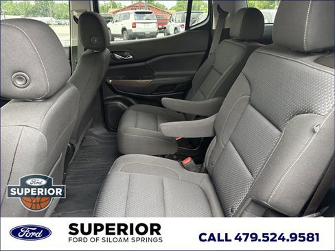 Used 2023 GMC Acadia SLE w/ Driver Convenience Package FWD image 7