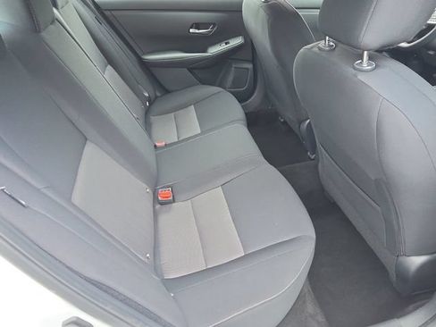 Used 2023 Nissan Sentra SV FWD image 16