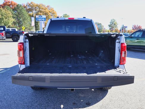 Used 2022 Ford F150 XLT w/ Equipment Group 302A High image 5