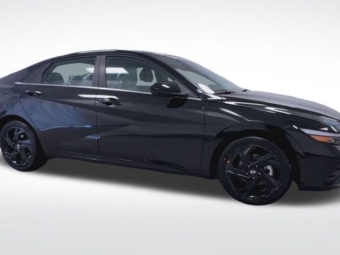 New 2026 Hyundai Elantra SEL Sport Premium FWD image 13