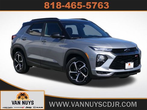 Used 2023 Chevrolet TrailBlazer RS w/ Convenience Package image 1