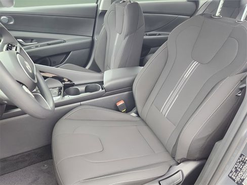 New 2026 Hyundai Elantra Blue image 13