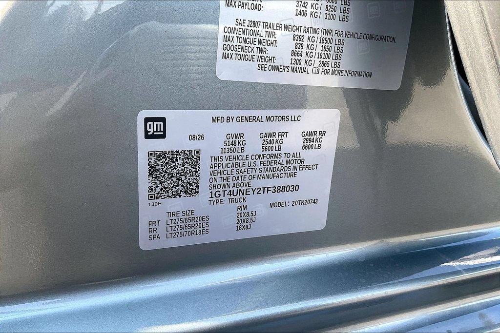 New 2026 GMC Sierra 2500 SLT w/ SLT Premium Package AWD/4WD image 8