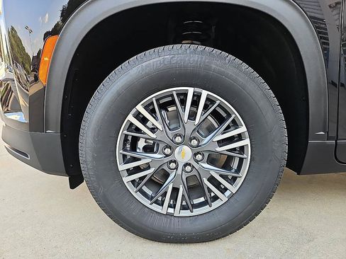 New 2026 Chevrolet Traverse LT AWD/4WD image 8