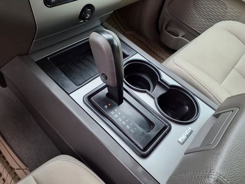 Used 2012 Ford Expedition EL XLT image 9