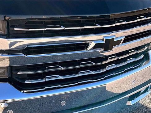 Used 2019 Chevrolet Silverado 1500 LTZ w/ LTZ Premium Package image 29