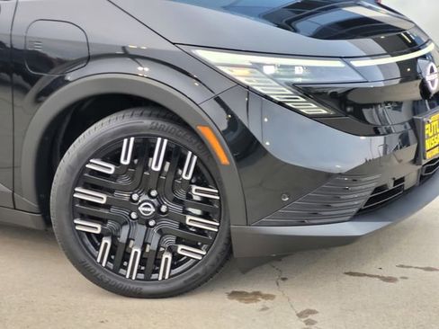 New 2026 Nissan Leaf Platinum+ w/ Cargo Package (Platinum+) image 3