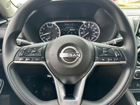 Certified 2024 Nissan Sentra SV image 41