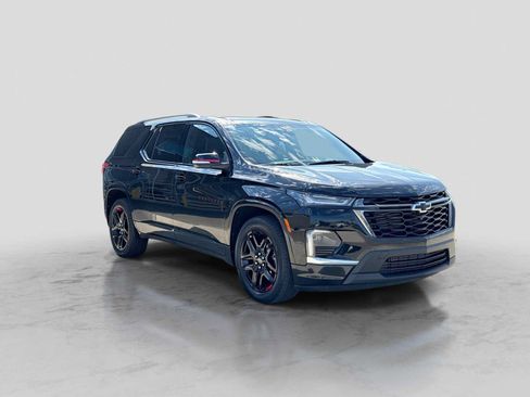 Used 2023 Chevrolet Traverse Premier w/ Redline Edition AWD/4WD image 8
