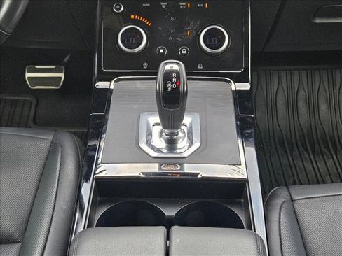 Used 2023 Land Rover Range Rover Evoque R-Dynamic S AWD/4WD image 12