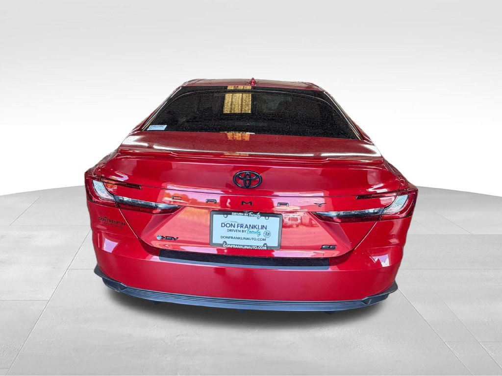 Used 2025 Toyota Camry SE w/ Multimedia Upgrade Package FWD image 5