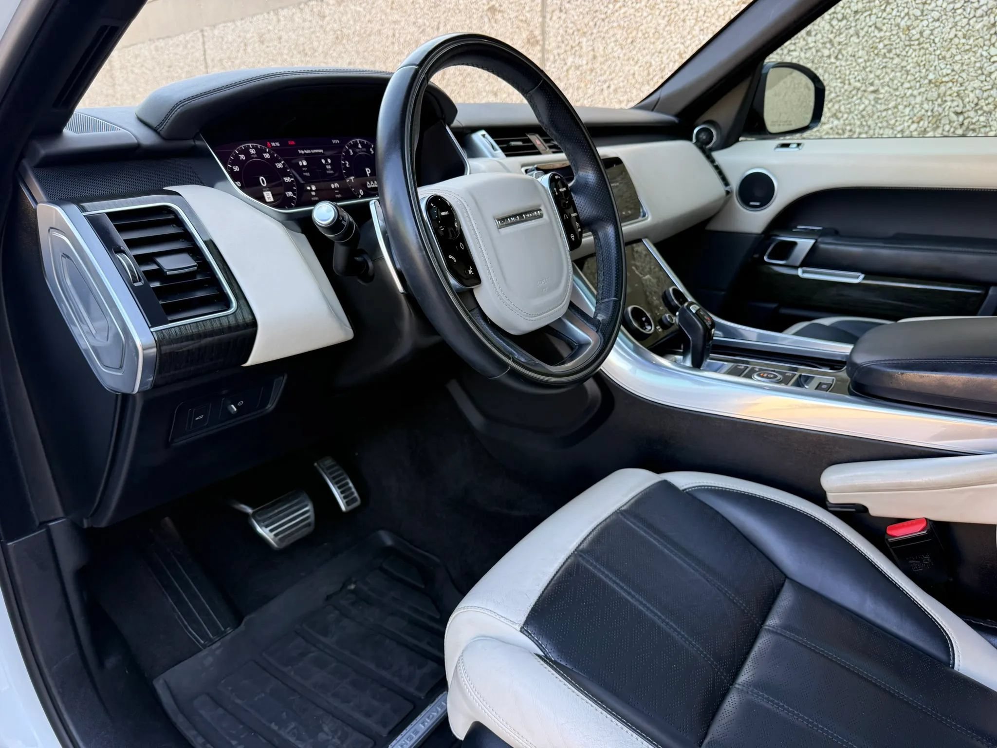 Used 2019 Land Rover Range Rover Sport Autobiography AWD/4WD image 12