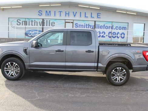 Used 2022 Ford F150 XL w/ STX Appearance Package image 5