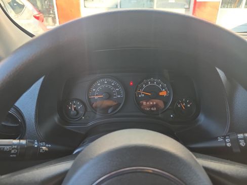 Used 2016 Jeep Patriot Sport w/ Power Value Group image 10