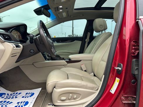 Used 2013 Cadillac XTS Premium image 20