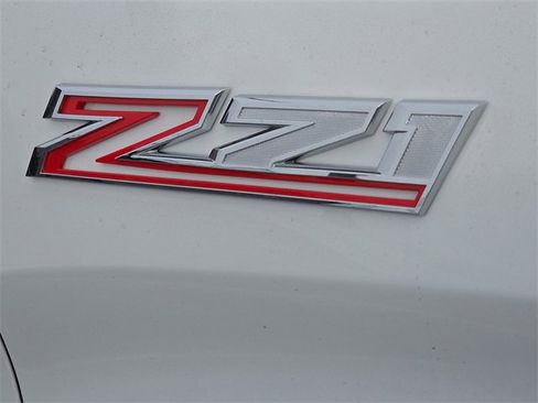 New 2026 Chevrolet Silverado 1500 RST w/ Z71 Off-Road Package image 6