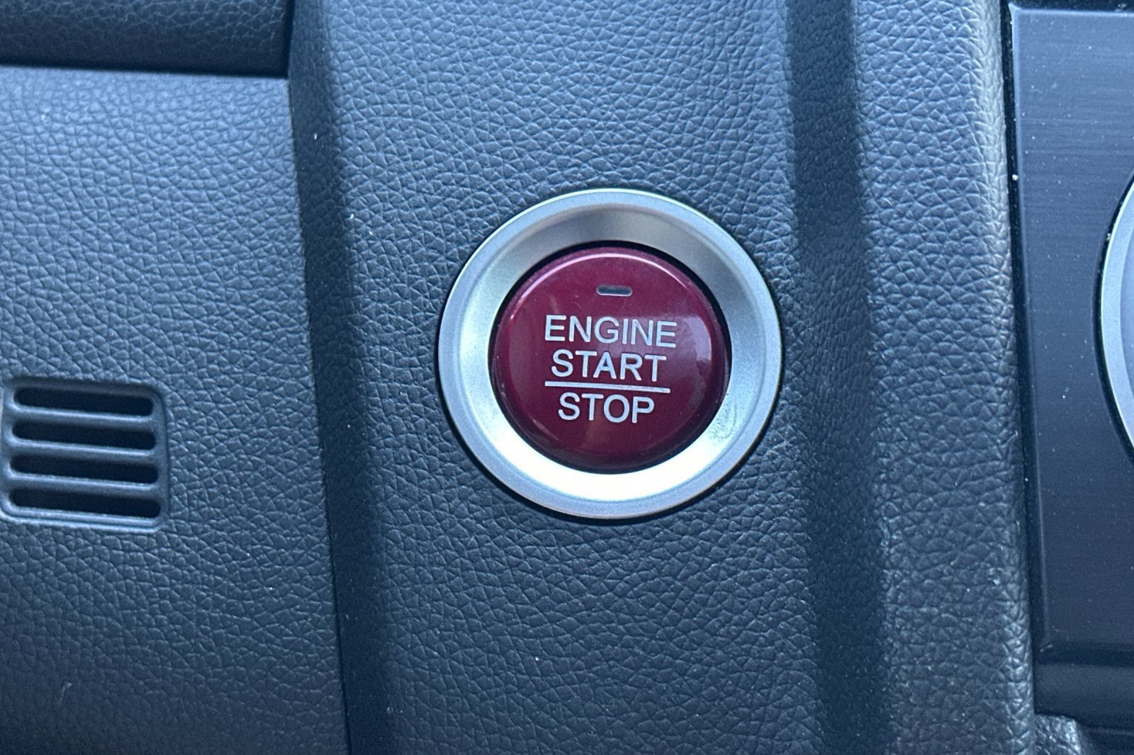 Used 2015 Honda Fit EX image 22