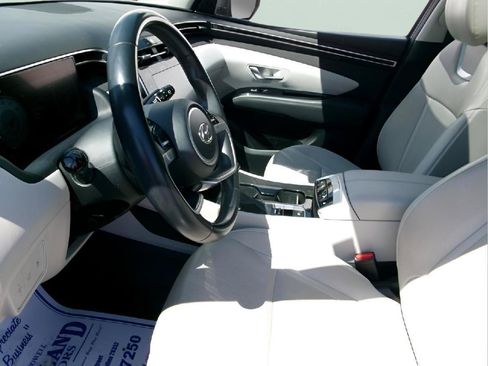 Used 2022 Hyundai Tucson SEL w/ Convenience + Premium Package FWD image 13