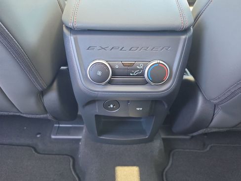 New 2026 Ford Explorer Active w/ Active Comfort Package AWD/4WD image 16