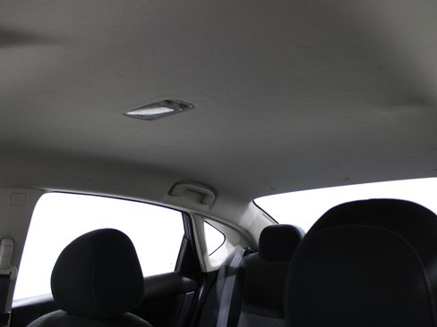 Used 2019 Nissan Sentra S image 23