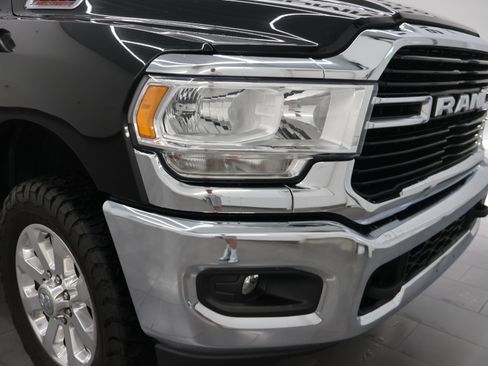 Used 2021 RAM 2500 Big Horn w/ Level 1 Equipment Group AWD/4WD image 23
