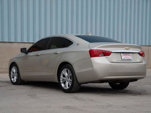 Used 2015 Chevrolet Impala LT w/ Convenience Package image 15