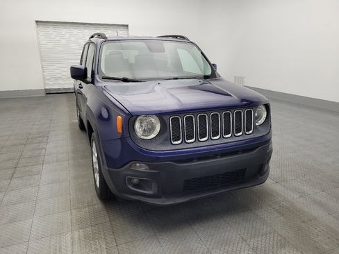 Used 2016 Jeep Renegade Latitude image 14