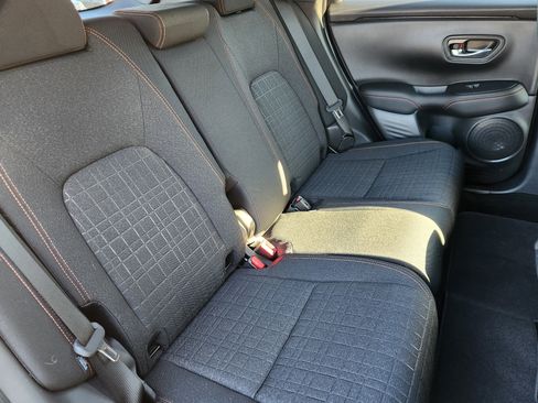 Used 2025 Honda HR-V Sport image 15