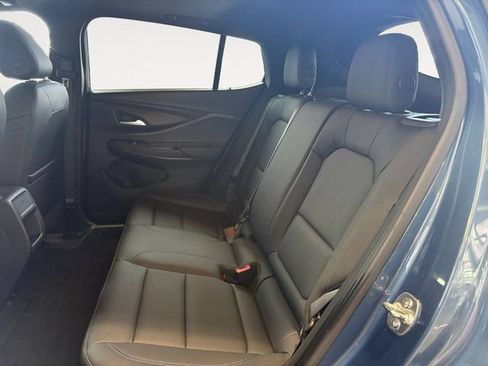 Used 2025 Buick Envista Sport Touring w/ Experience Buick Package FWD image 11