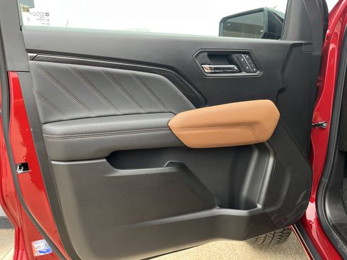 New 2026 GMC Canyon AT4 w/ Technology Plus Package image 25