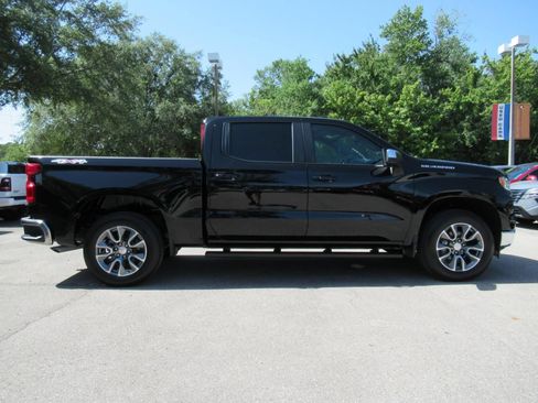 Used 2026 Chevrolet Silverado 1500 LT AWD/4WD image 2