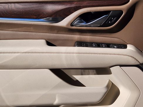 Certified 2023 GMC Yukon XL Denali w/ Max Trailering Package image 25