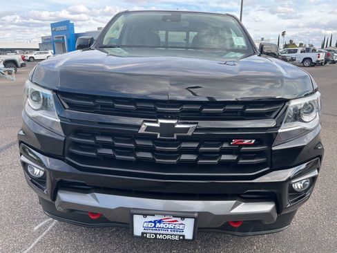 Used 2022 Chevrolet Colorado Z71 w/ Z71 Midnight Edition image 7