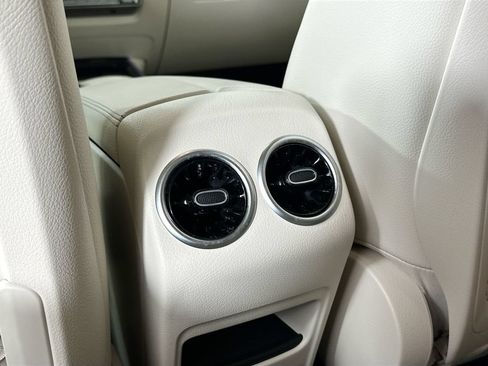 Certified 2023 Mercedes-Benz GLA 250 image 22