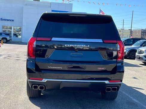 Certified 2025 GMC Yukon XL Denali image 7