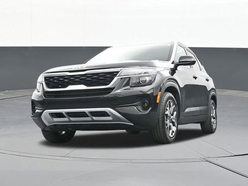 Used 2023 Kia Seltos EX image 54