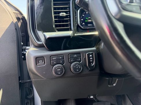 Used 2024 Chevrolet Silverado 1500 LT Trail Boss w/ Convenience Package II AWD/4WD image 31