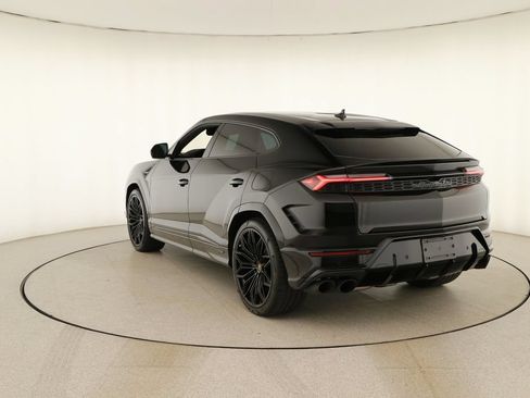 Used 2025 Lamborghini Urus SE AWD/4WD image 4