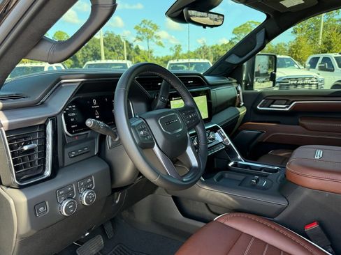 Used 2026 GMC Sierra 2500 Denali Ultimate AWD/4WD image 21