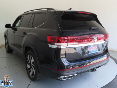 Used 2024 Volkswagen Atlas SE FWD image 6