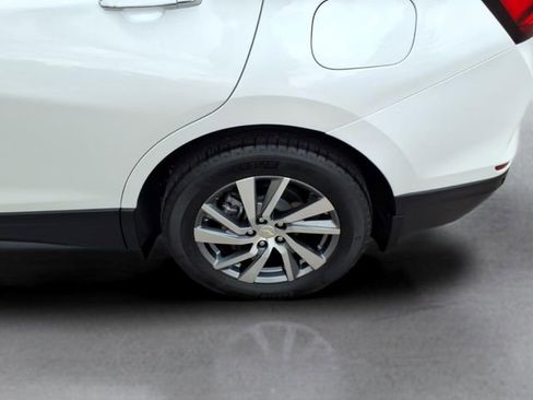 Used 2022 Chevrolet Equinox Premier AWD/4WD image 21