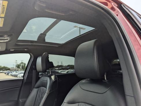 Used 2024 Kia Sportage X-Line w/ X-Line Premium Package AWD/4WD image 29